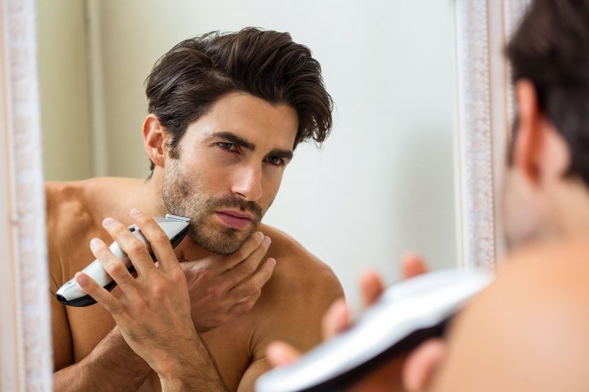 Pielęgnacja i modelowanie zarostu – czyli o maszynkach do golenia i trymerach